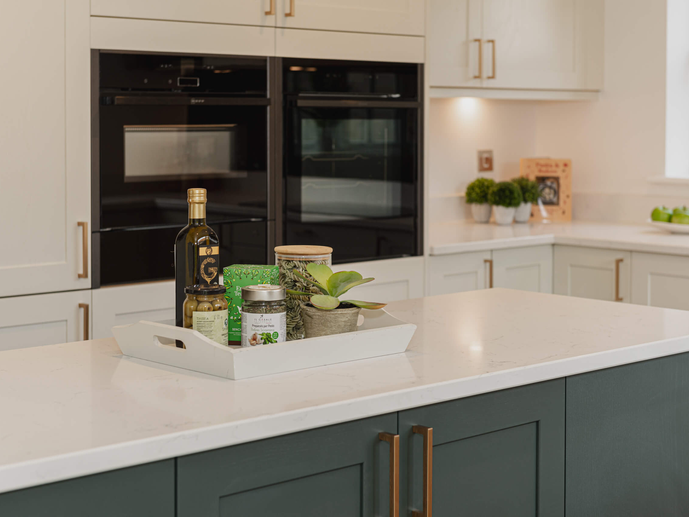 roundwell-park-bearsted-internal-12