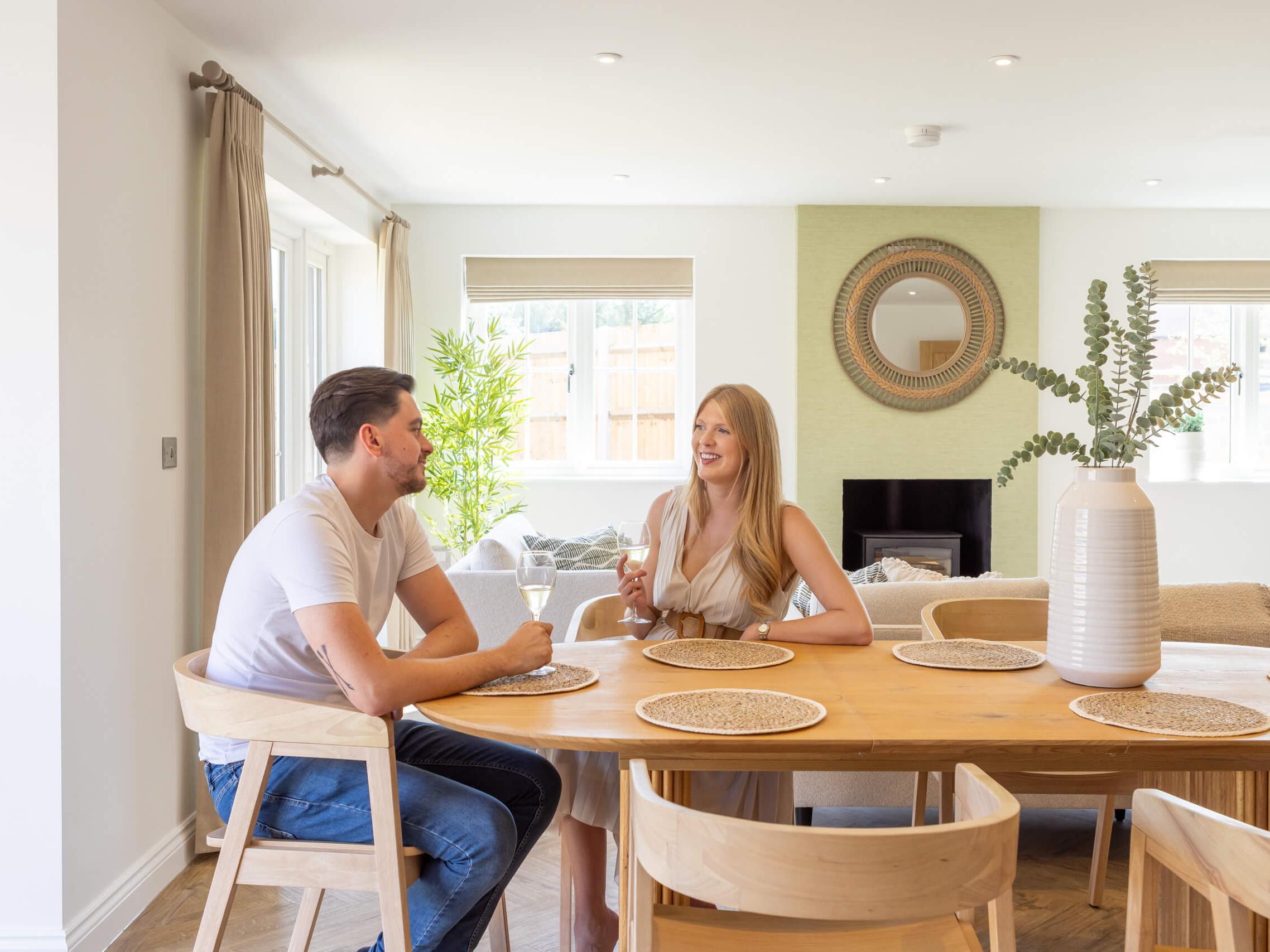 roundwell-park-bearsted-internal-lifestyle-5